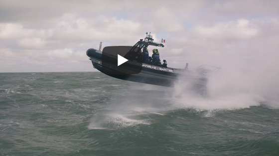 Als je dacht dat jouw boot sneller was … think again (VIDEO)